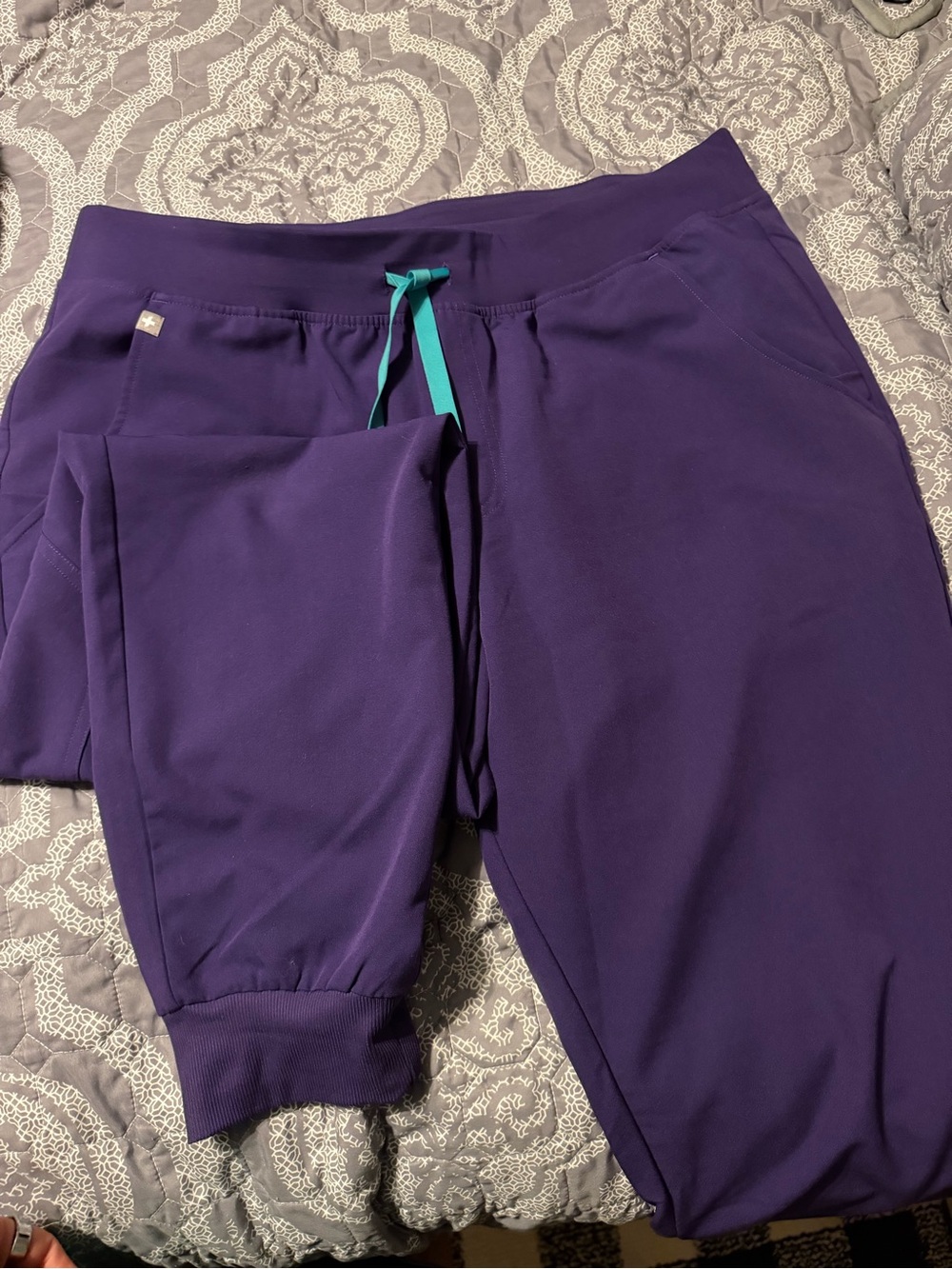 FIGS Scrubs Zamora Joggers-Regular Length